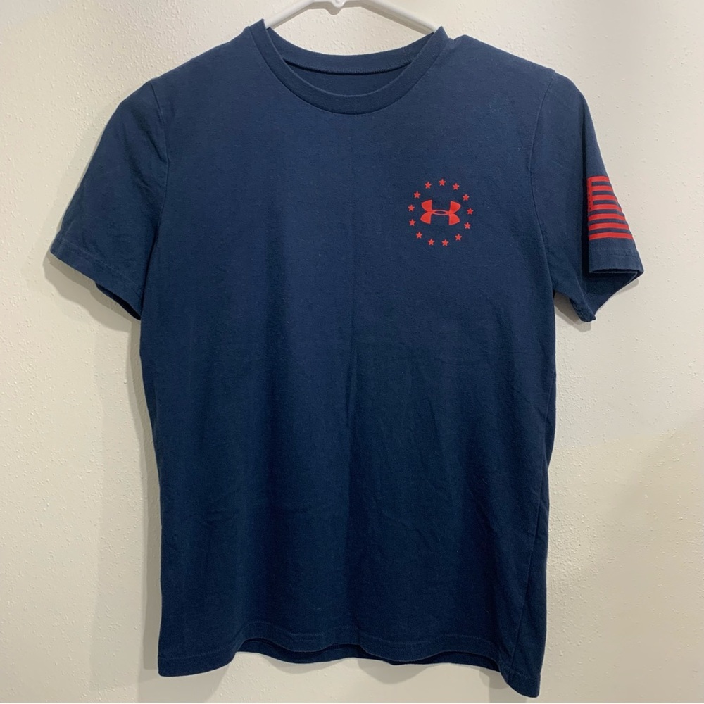 Boys Under Armour Shirt in Navy (L)